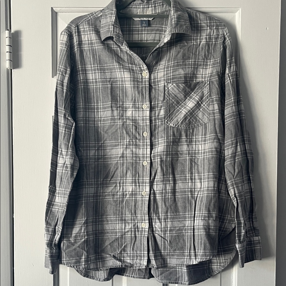 Old Navy Gray and White Plaid Women's Flannel